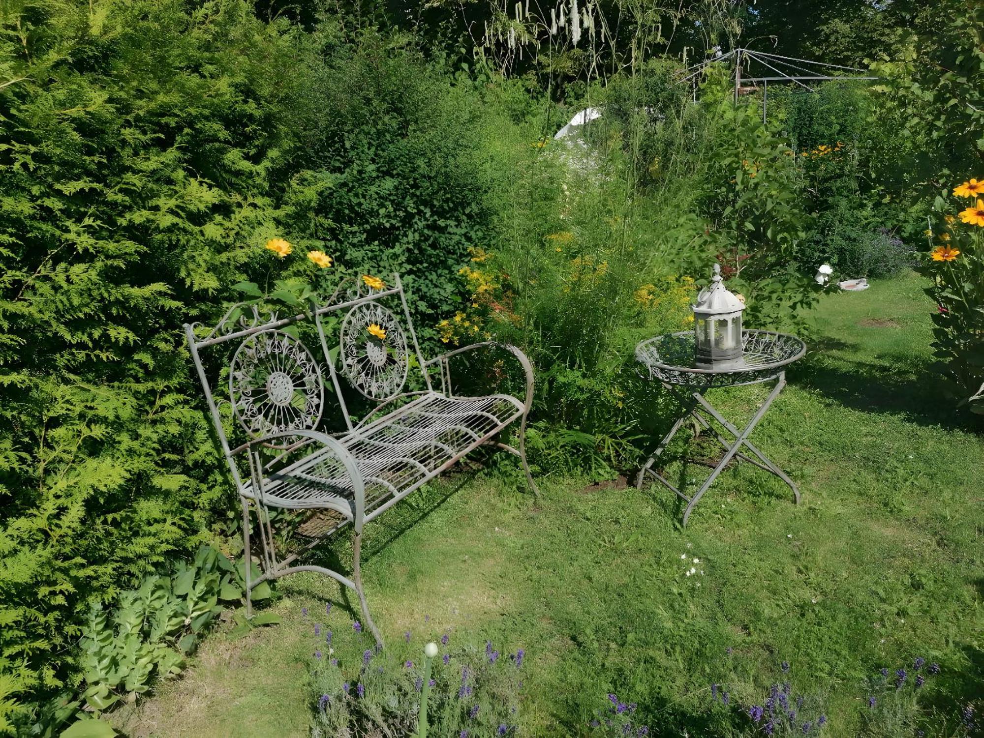 Im Idyllischen Garten *